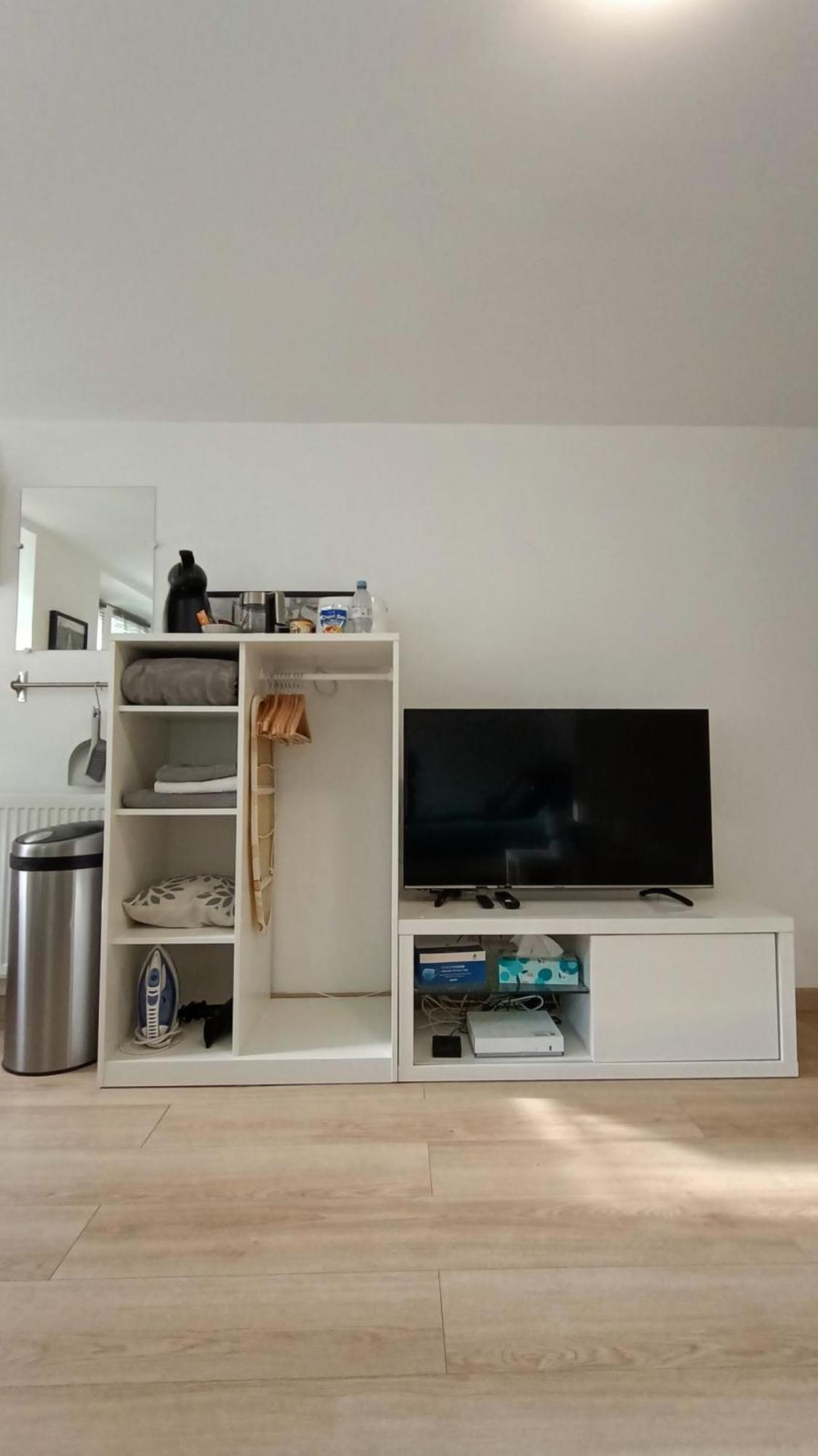Studio Meuble A Bougival Exterior foto